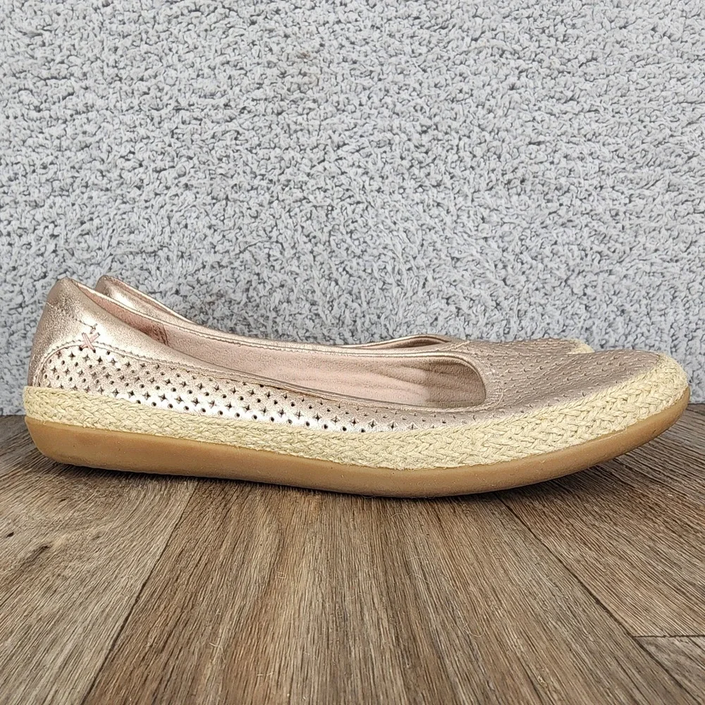 Clarks Collection Rose Gold Perforated Espadrille Flats Women Size 6.5
